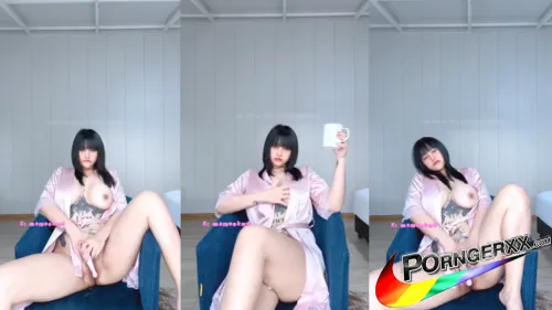 คลิปโป๊ช่วยตัวเอง mamookwd น้องมุก ตื่นเช้ามาจิบกาแฟพร้อมแหกแตดแหย่ไข่สั่น XXX เสียวคาชุดนอนหุ่นอย่างแน่นนมเต็มมือ