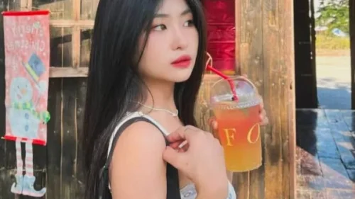 คลิปหลุดทางบ้าน น้องสาวหุ่นดีผิวเนียนน่ารักขี้เงี่ยนจัด เย็ดกันในห้องนอนส่วนตัว ขึ้นขย่มควยแฟนเสียวสุด ช่วยตัวเองขยี้หีอมควยดูดสด ถูกกระแทกเย็ดรัว เสียงครางเสียวดังก้องห้อง